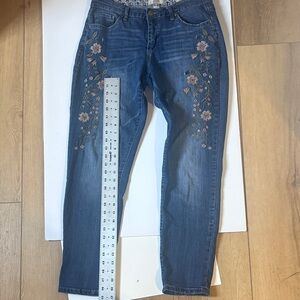 Vintage America Denim Jeans with Floral Embroidery Design